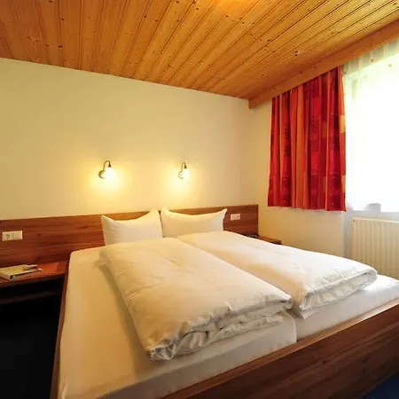 Appartementhaus Salzgeber Apartamento Nauders